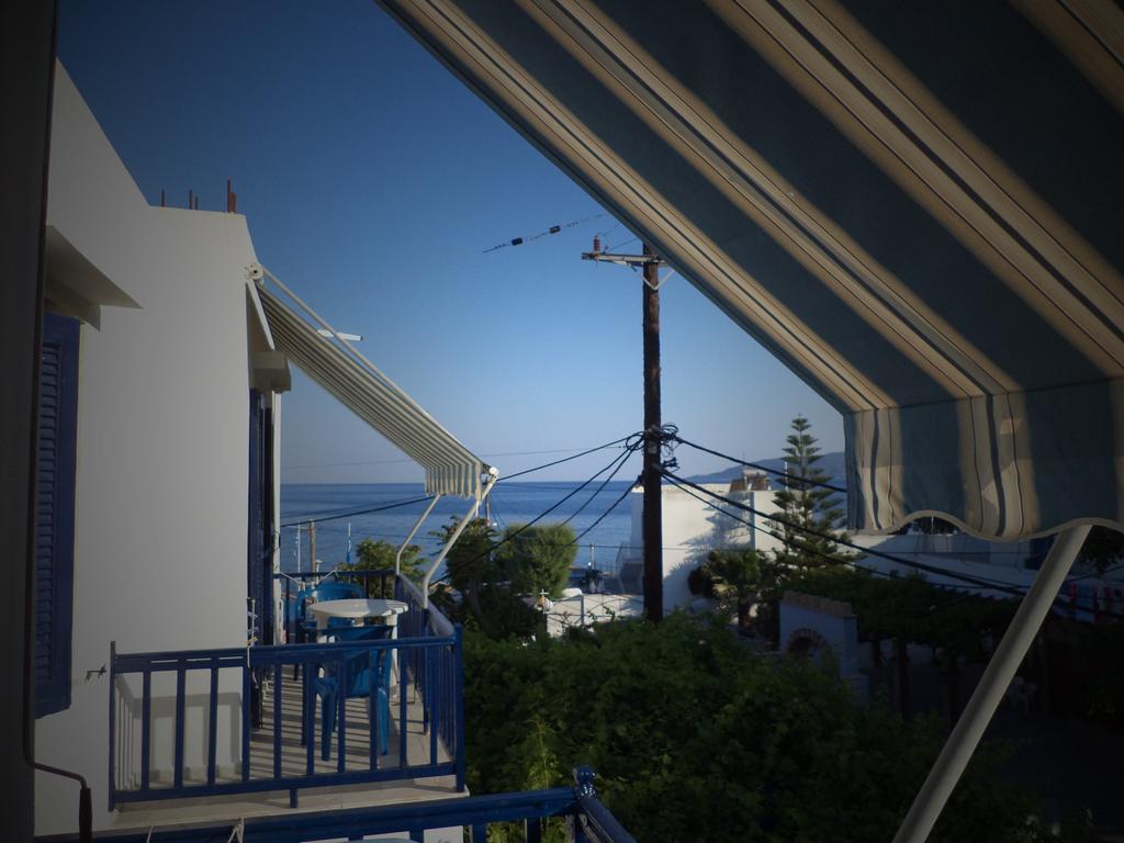 To Kamari Appartement Paralia Agias Foteinis Buitenkant foto
