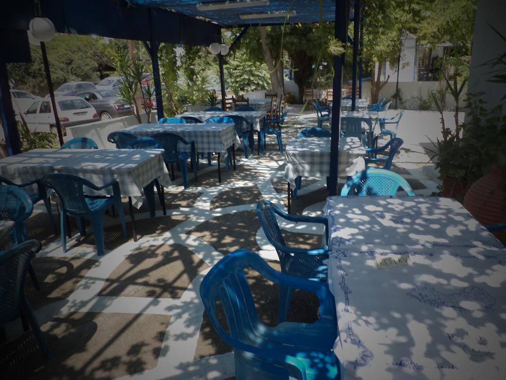 To Kamari Appartement Paralia Agias Foteinis Buitenkant foto