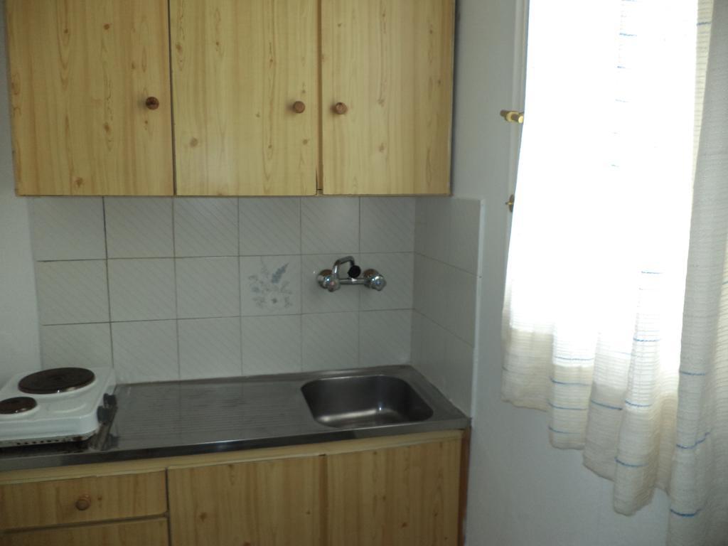 To Kamari Appartement Paralia Agias Foteinis Kamer foto