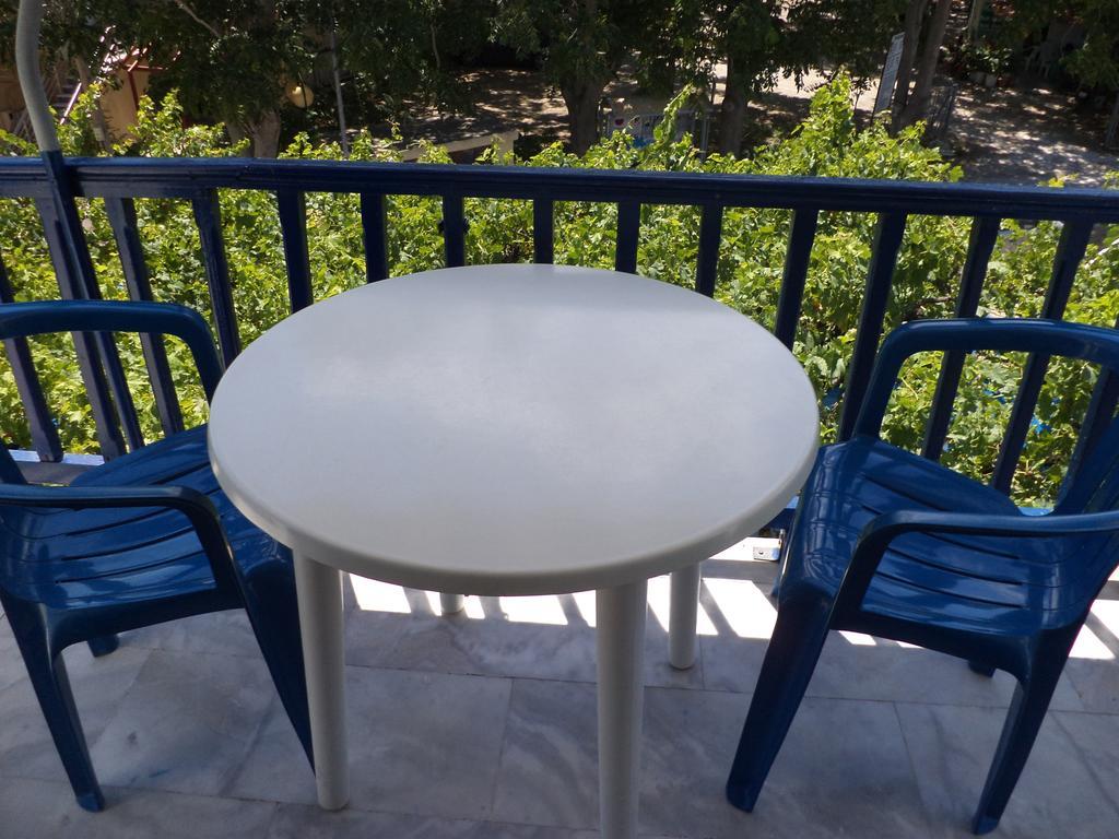 To Kamari Appartement Paralia Agias Foteinis Kamer foto