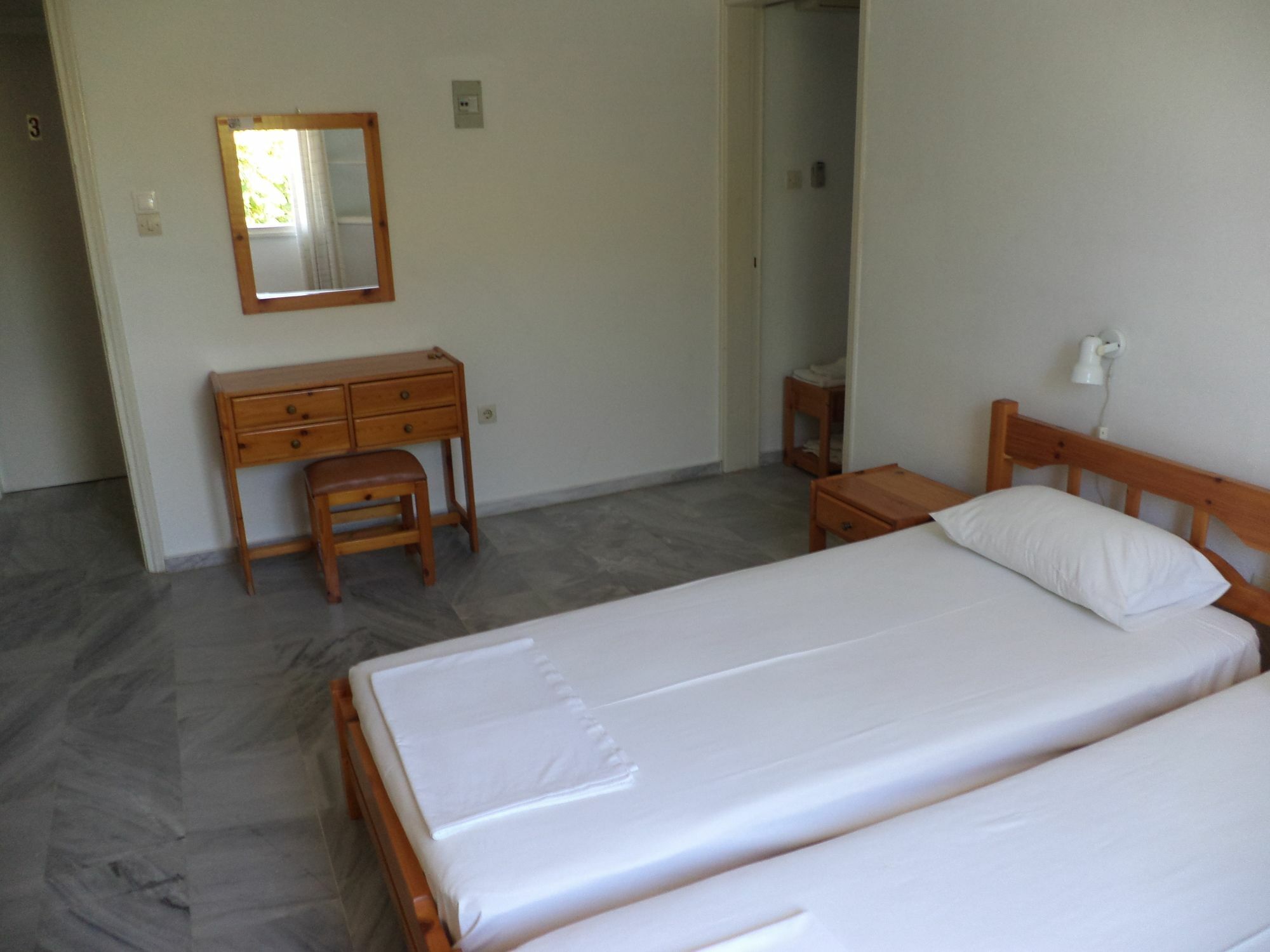 To Kamari Appartement Paralia Agias Foteinis Buitenkant foto
